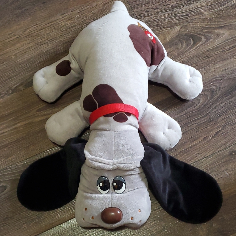 🎉2/$25🎉 2019 Pound Puppy Plush